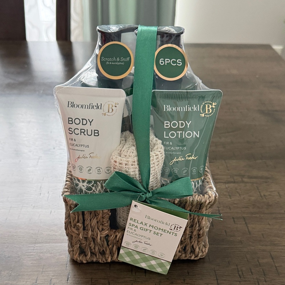 Body Scrub and Lotion Spa Gift Set - Green